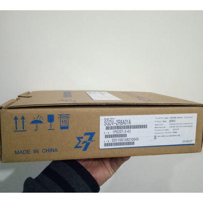 new 1PC Yaskawa SGDV-2R8A01A Servo Drive SGDV2R8A01A In Box ping