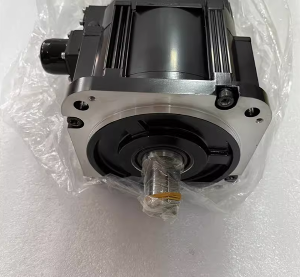 new 1PC Yaskawa SGMRV-13ANA-YR22 Servo Motor In Box ping - YASKAWA