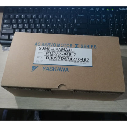 new 1PC Yaskawa SJME-04AMA41 Servo Motor In Box ping