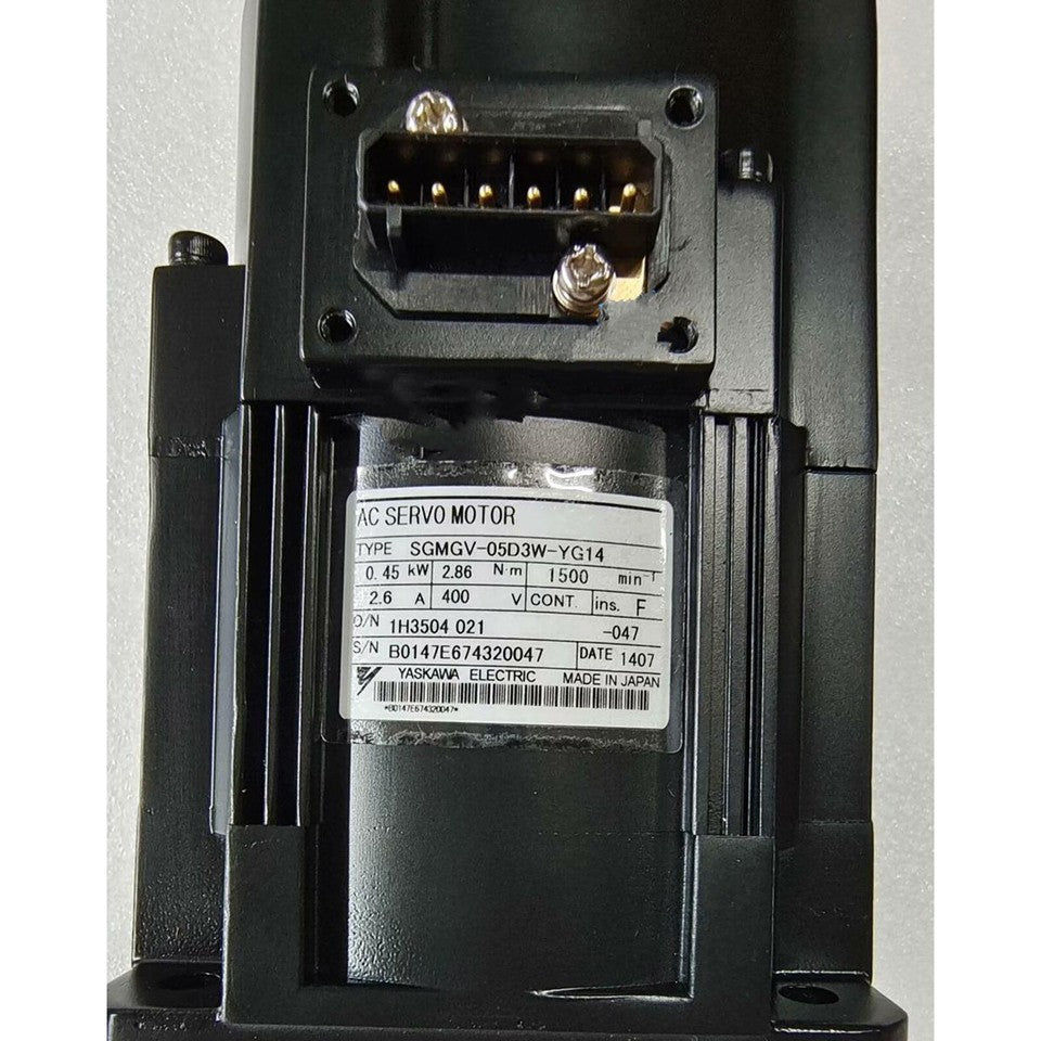 new 1PC  Yaskawa SGMGV-05D3W-YG14 Servo Motor In Box ping