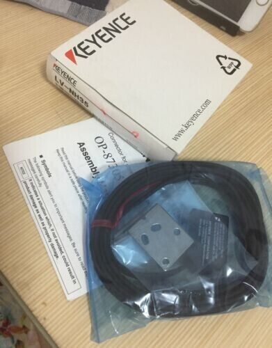 new 1PC Keyence LV-NH35 Laser Sensor LVNH35 In Box ping - KEYENCE