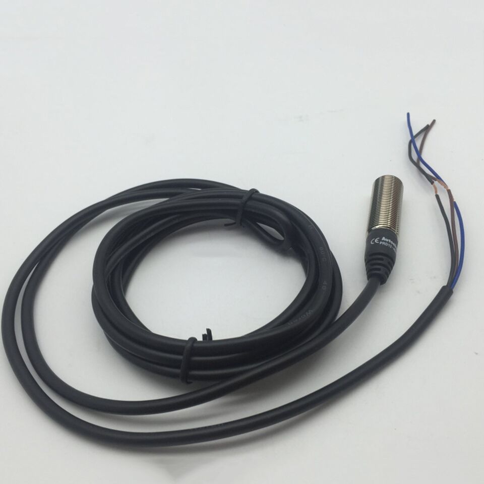 new Autonics PRD12-4DN2 Proximity Sensor One PRD124DN2 - AUTONICS