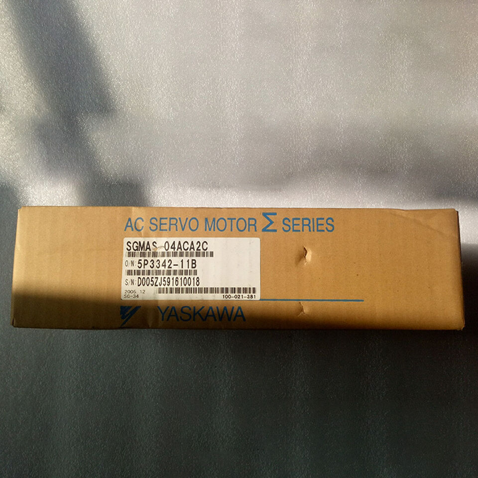 Yaskawa SGMAS-04ACA2C Servo Motor 1PC - YASKAWA