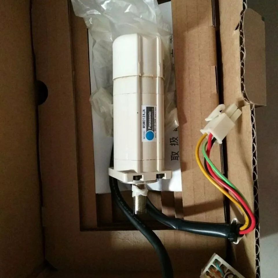 Panasonic MSM012AJA Servo Motor 1PC - PANASONIC