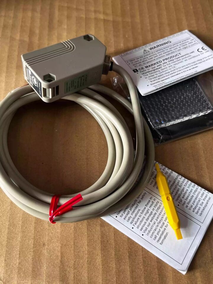 1PC Panasonic SUNX NX5-PRVM5B Photoelectric Sensor - PANASONIC