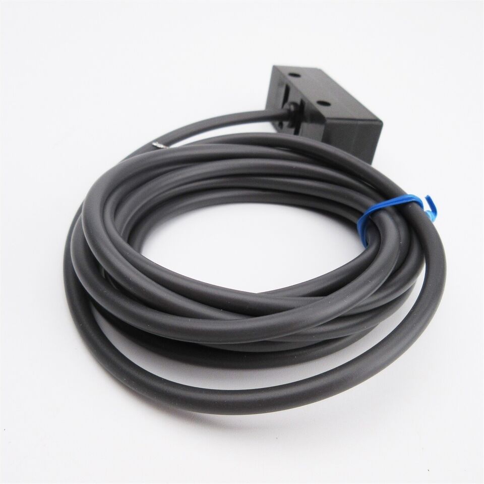 new 1PC Omron TL-M2ME2 Proximity Switch TLM2ME2 ping - OMRON