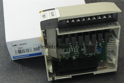 OMRON CQM1OC221 Output Unit - OMRON