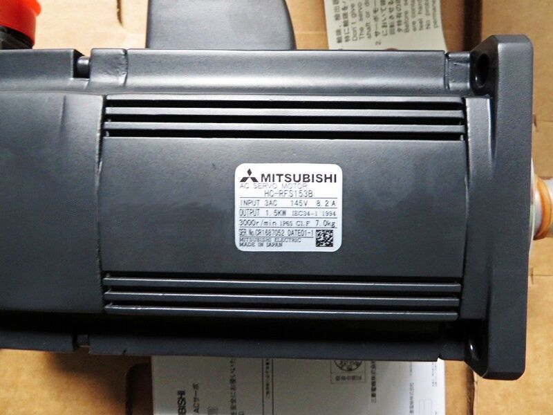 new One Mitsubishi HC-RF153B HCRF153B Servo Motor In Box Expedietd - MITSUBISHI