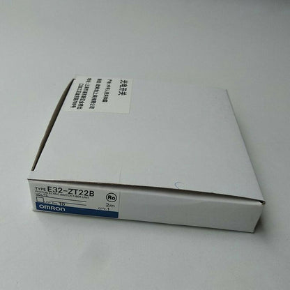 Omron E32ZT22B Fiber Optic Sensor - 1PC In Box - OMRON
