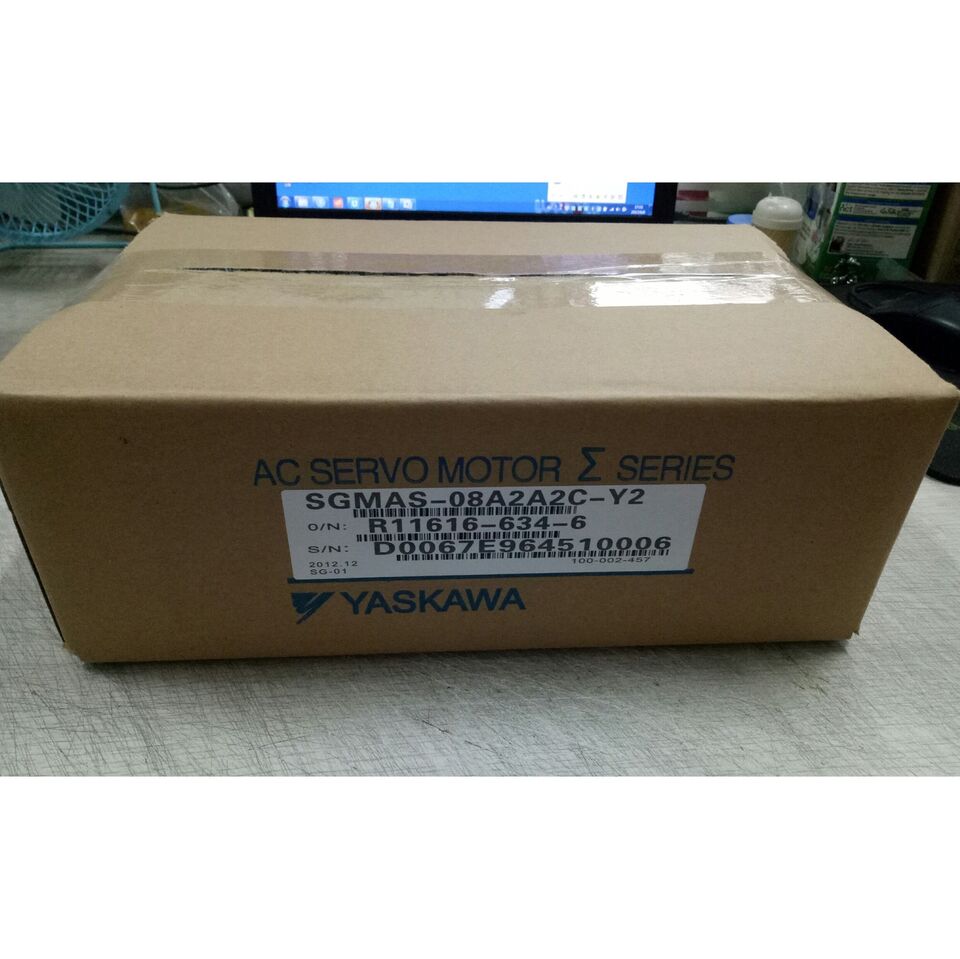 new 1PC YASKAWA SGMAS-08A2A2C-Y2 Servo Motor In Box ping - YASKAWA
