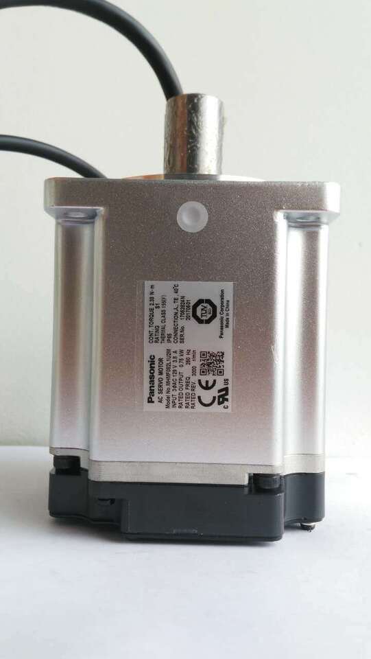 1Pc Panasonic AC Servo motor MHMF082L1U2M - PANASONIC