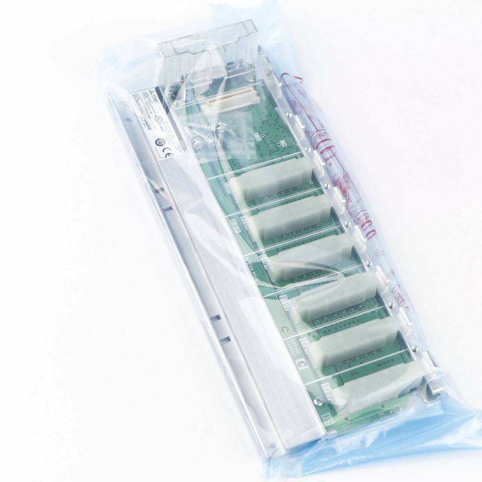 new 1PC Mitsubishi Q35B-E PLC Module Q35BE In Box - MITSUBISHI
