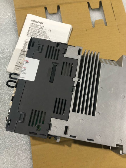 new 1PC Mitsubishi MR-J3-70B-RJ004U505 Servo Drive In Box ping
