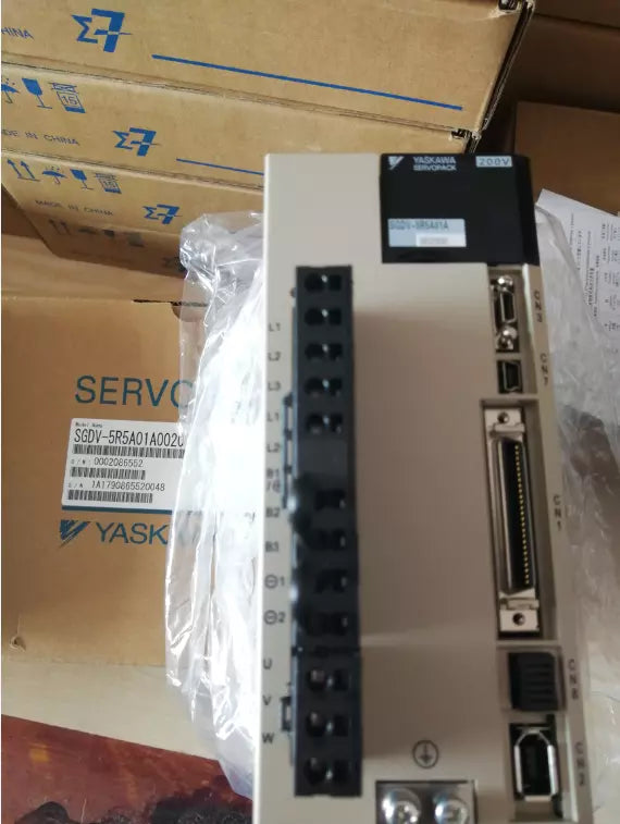 Yaskawa SGDV-5R5A01A002000 Servo Driver 1PC - YASKAWA