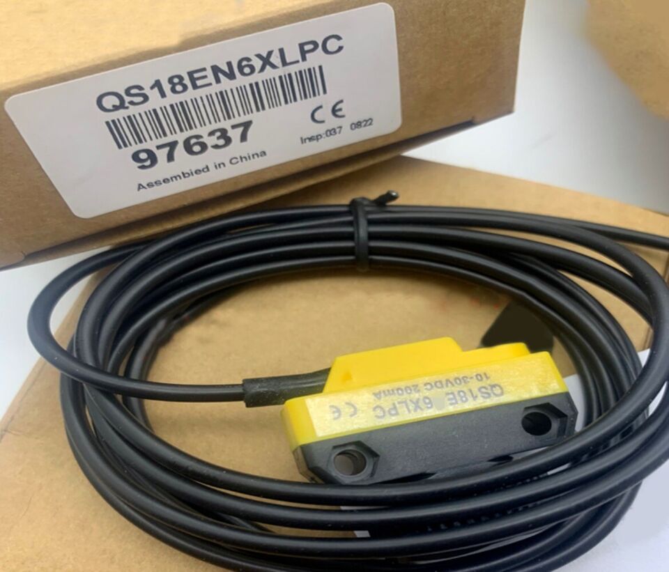 new 1PC  BANNER  QS18EN6XLPC sensor