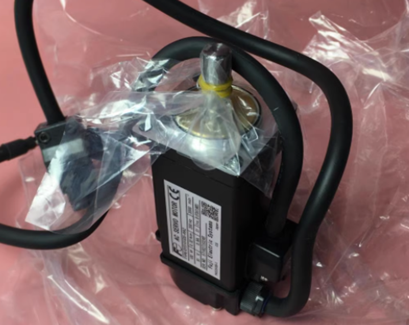 new Fuji GYS101D5-HA2 1PC GYS101D5HA2 Servo Motor In Box ping