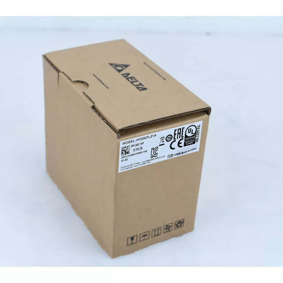 1PC Delta VFD007L21A Inverter 0.75KW 220V In Box - DELTA