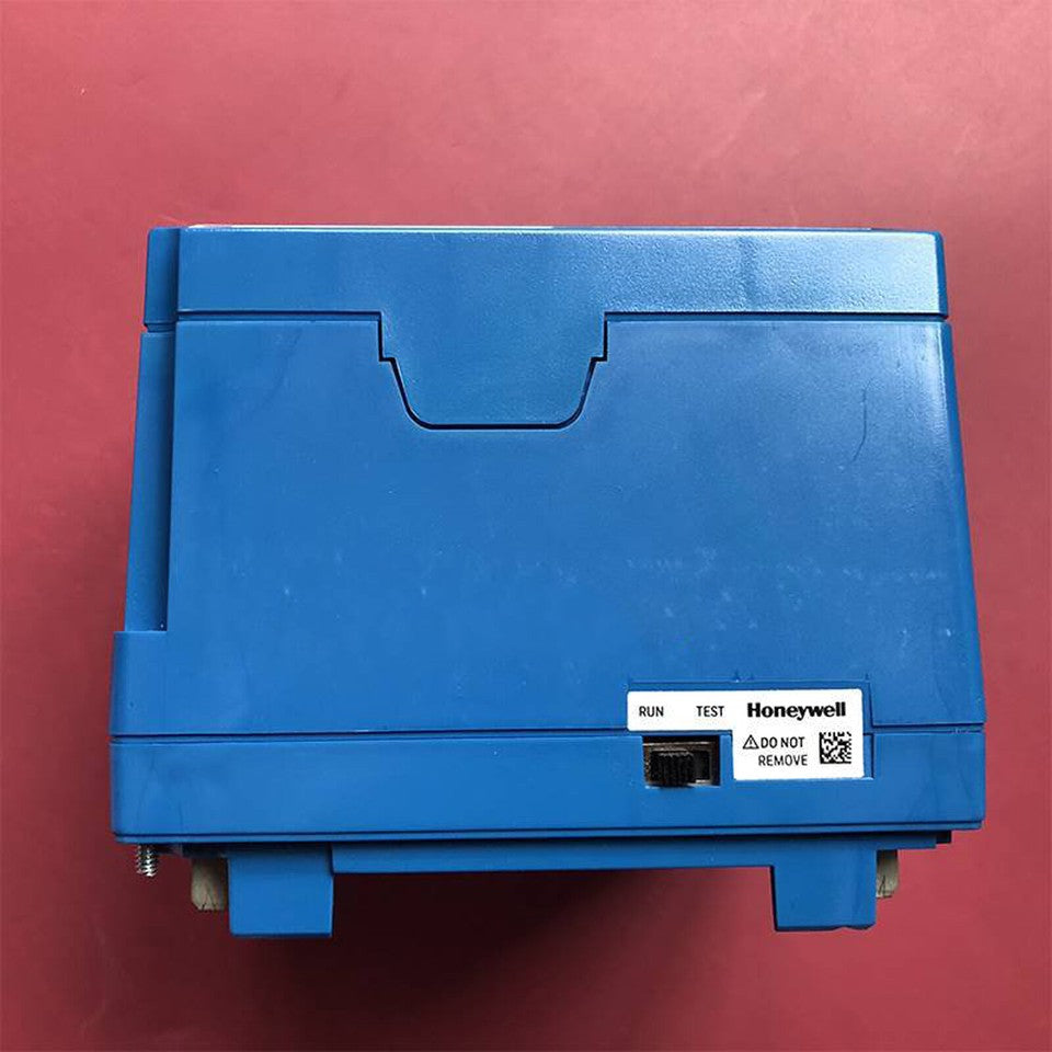 new 1PCS Honeywell EC7850A1080 Combustion Controller In Box ping