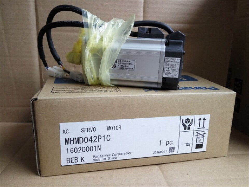 new 1PC Panasonic MHMD042P1C Servo Motor ping