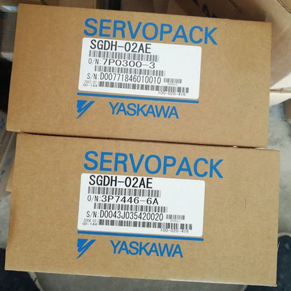 new 1PC  Yaskawa SGDH-02AE SGDH02AE Servo Drive In Box ping