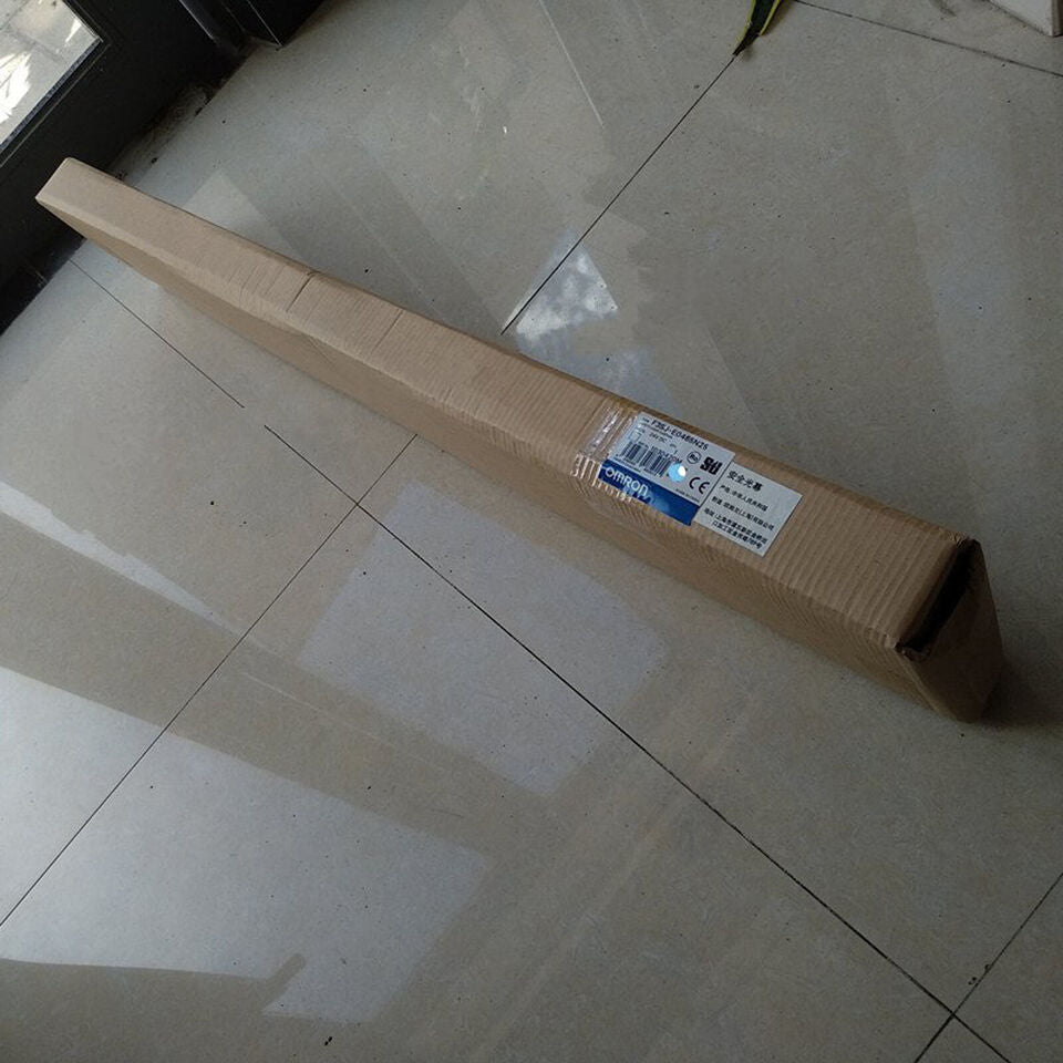 Omron F3SJ-E0465P25 Safety Light Curtain - OMRON