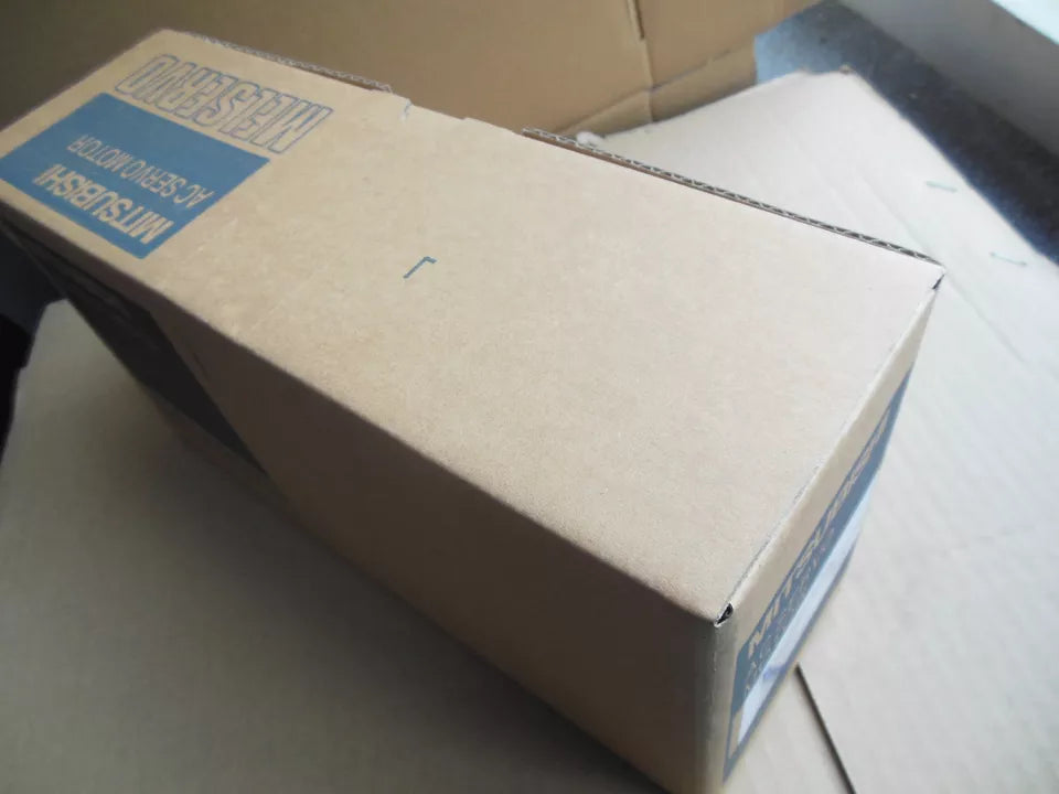 new 1PC Mitsubishi HC-MF73K Servo Motor In Box ping HCMF73K