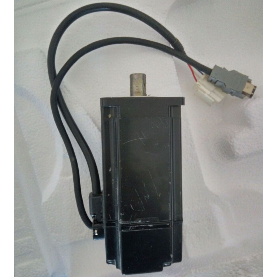 New 1PC Yaskawa SGMAH-04AAN21 Servo Motor In Box SGMAH04AAN21 ping - YASKAWA