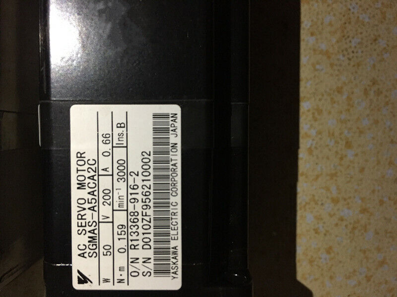Yaskawa SGMAS-A5ACA2C Servo Motor - 1 Piece - YASKAWA