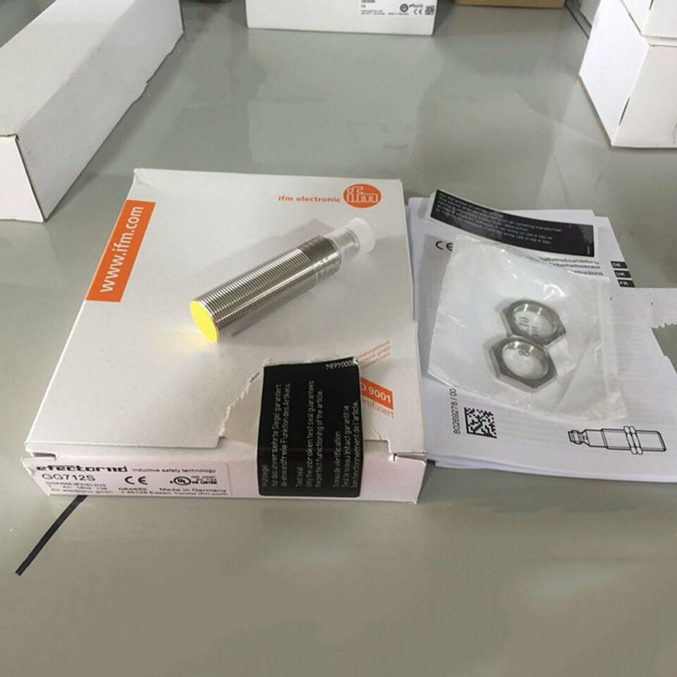 IFM GG712S Proximity Sensor Switch - IFM