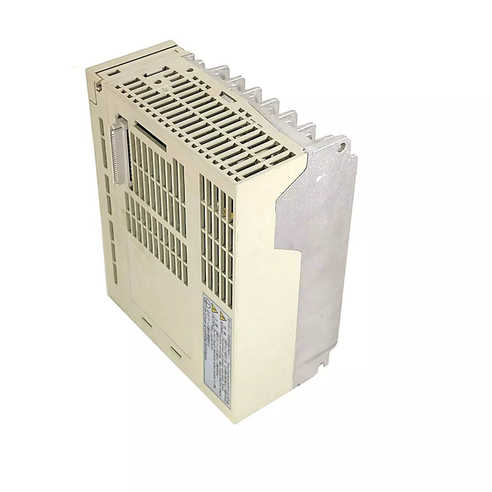 Yaskawa SGDH-04AE Servo Driver 1PC - YASKAWA