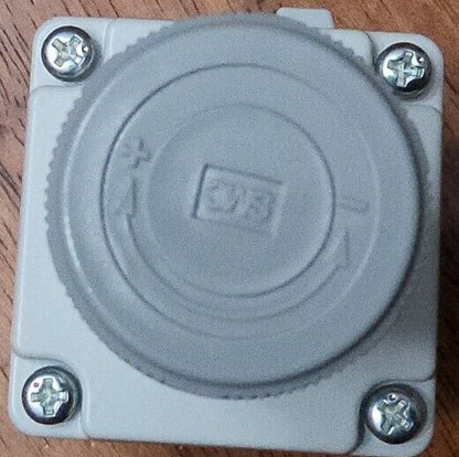 1PC SMC IR2010-02 Precision Regulator - SMC