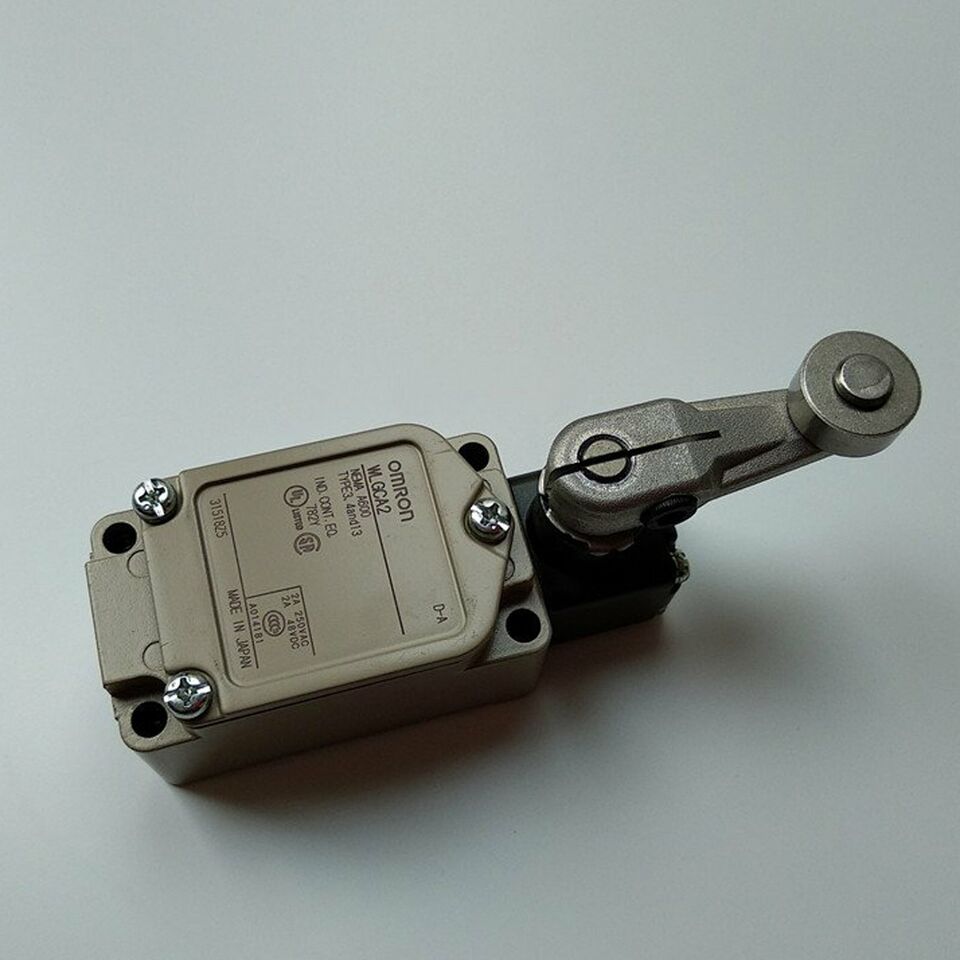 new 1PC Omron WLGCA2 Circuit Limit Switch ping - OMRON