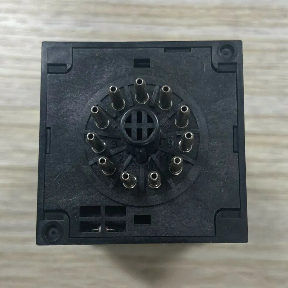 new 1PC Omron E5CN-R1TU Temperature Controller E5CNR1TU - OMRON