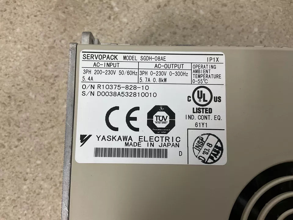 Yaskawa SGDH-08AE: 1PC PLC Servo Driver - YASKAWA