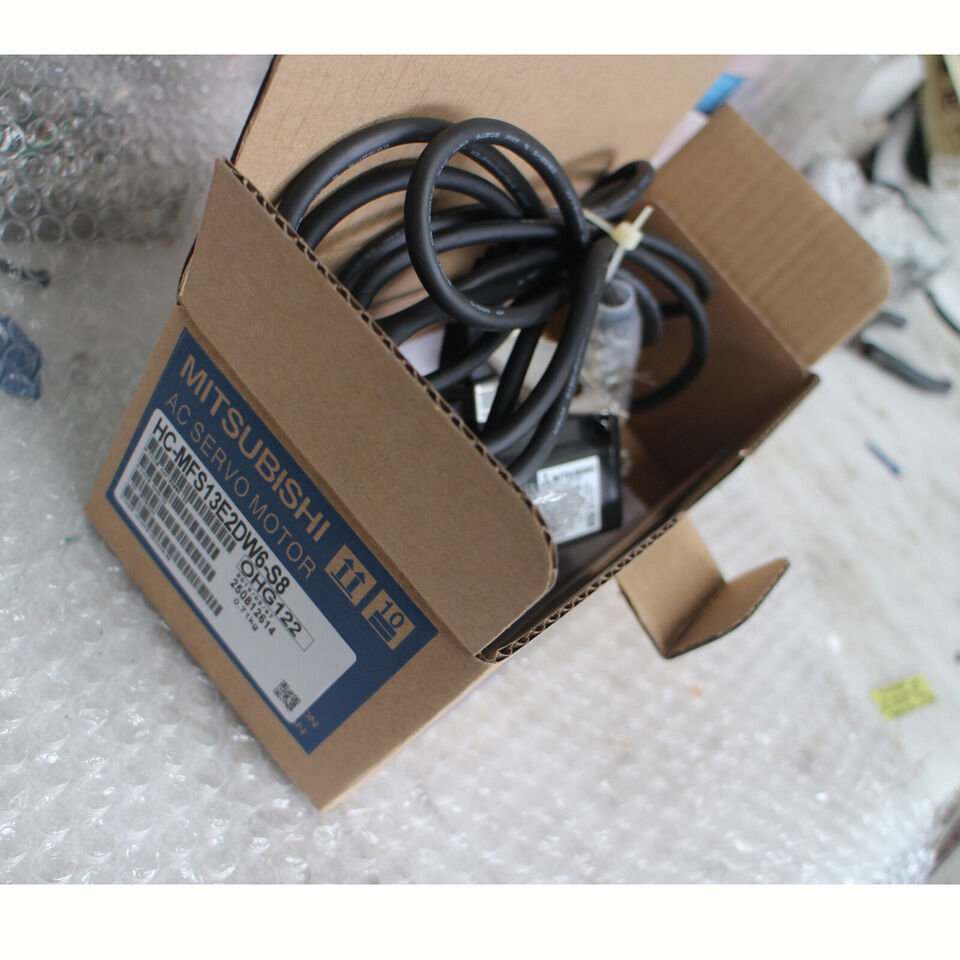 Mitsubishi HC-MFS13E2DW6-S8 SERVO MOTOR HCMFS13E2DW6S8 - MITSUBISHI