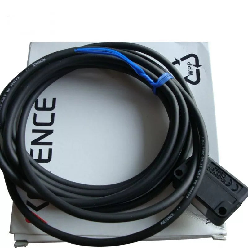 new 1PC Keyence PZ-41P Photoelectric Sensor PZ41P - KEYENCE