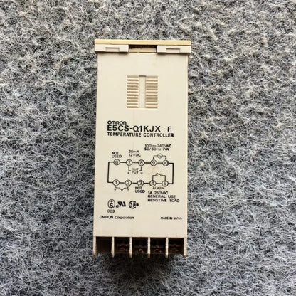 Omron E5CS-Q1KJX-F Temperature Controller - OMRON
