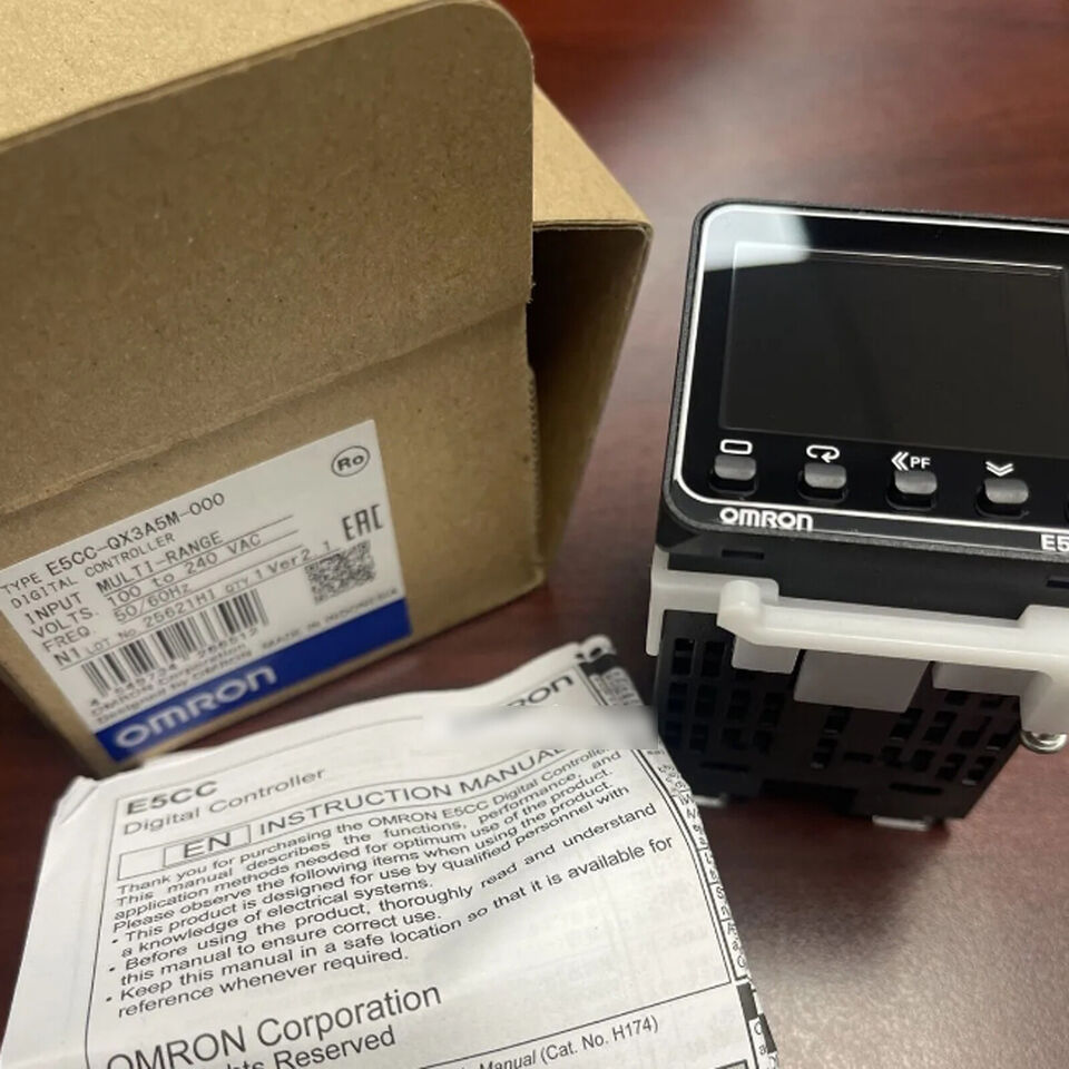 Omron Temperature Controller E5CC-QX3A5M-000 - OMRON