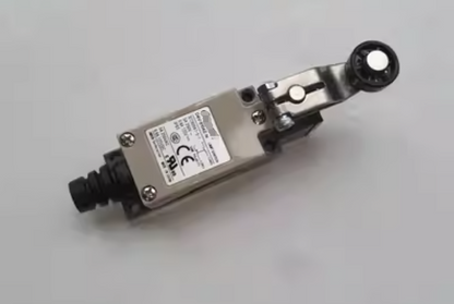 new Omron D4V-8104Z-N Limit Switch D4V8104ZN One - OMRON