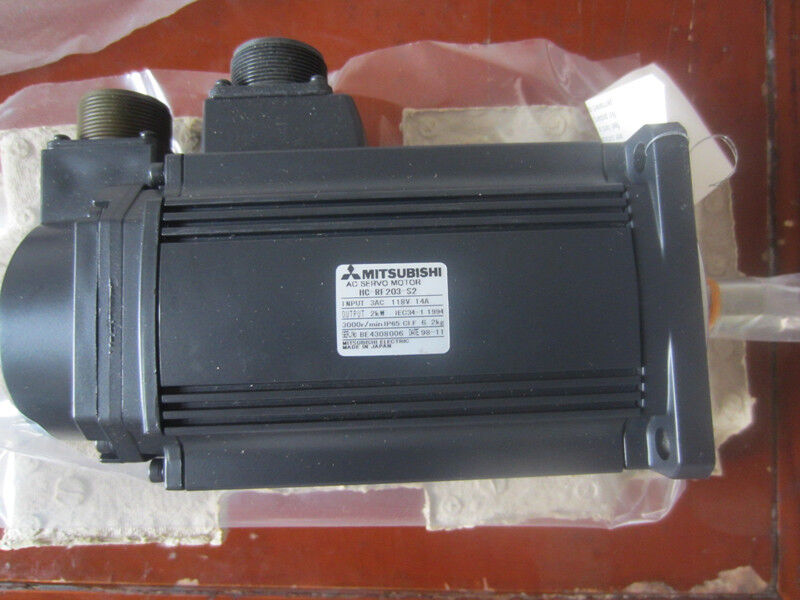 new 1PCS Mitsubishi HC-RF203-S2 Servo Motor HCRF203S2 ping - MITSUBISHI