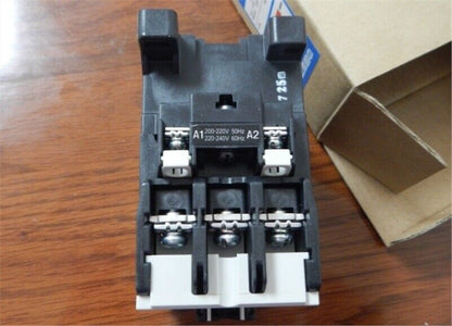 new Fuji SC-E1P 220V Contactor 1PC SCE1P - FUJI