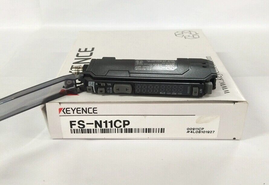 new 1PC Keyence FS-N11CP Fiber Sensor Amplifier  FSN11CP