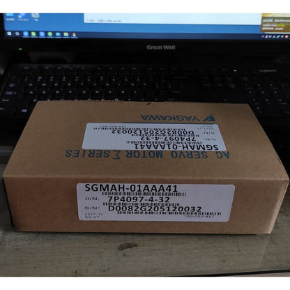 Yaskawa SGMAH-01AAA41 Servo Motor - YASKAWA