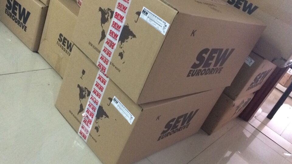 High-performance PLC Inverter MDX61B01105A340T for industrial automation applications - SEW