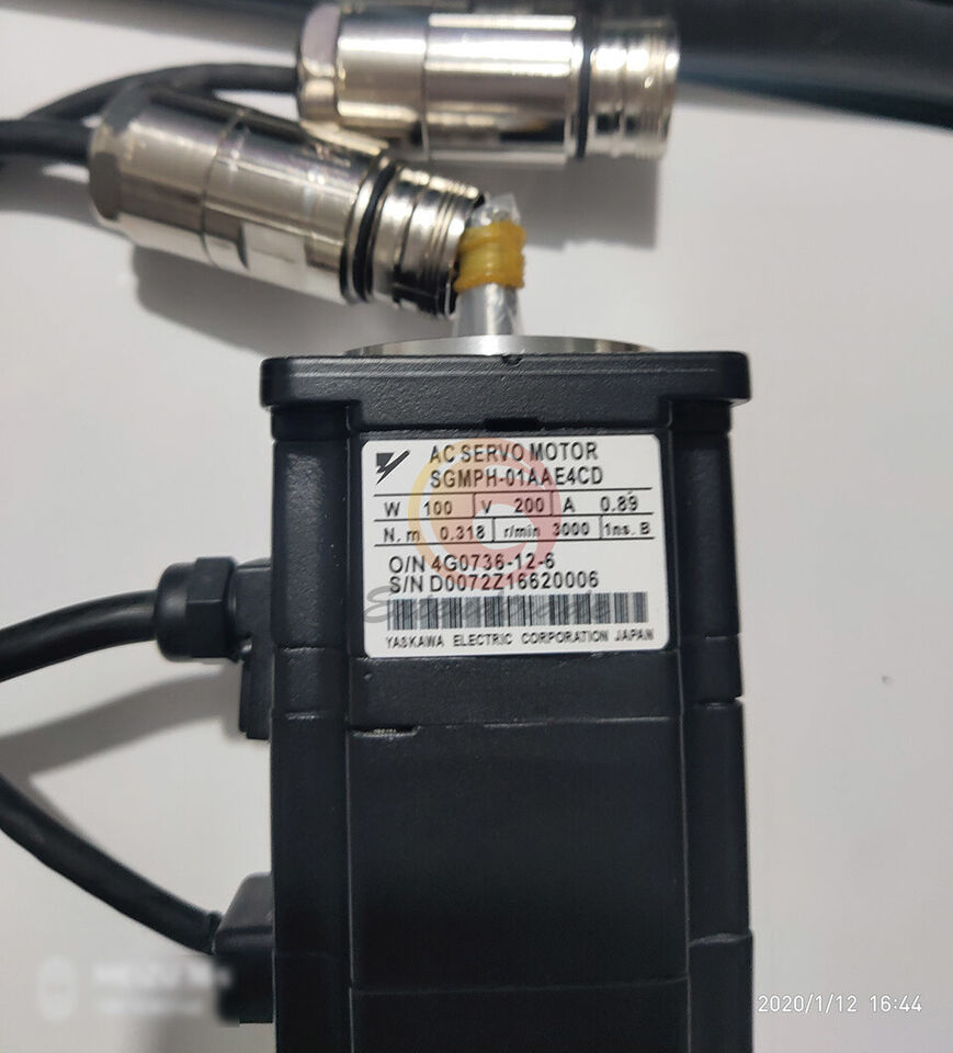 1PCS YASKAWA SERVO MOTOR SGMPH-01AAE4CD - YASKAWA