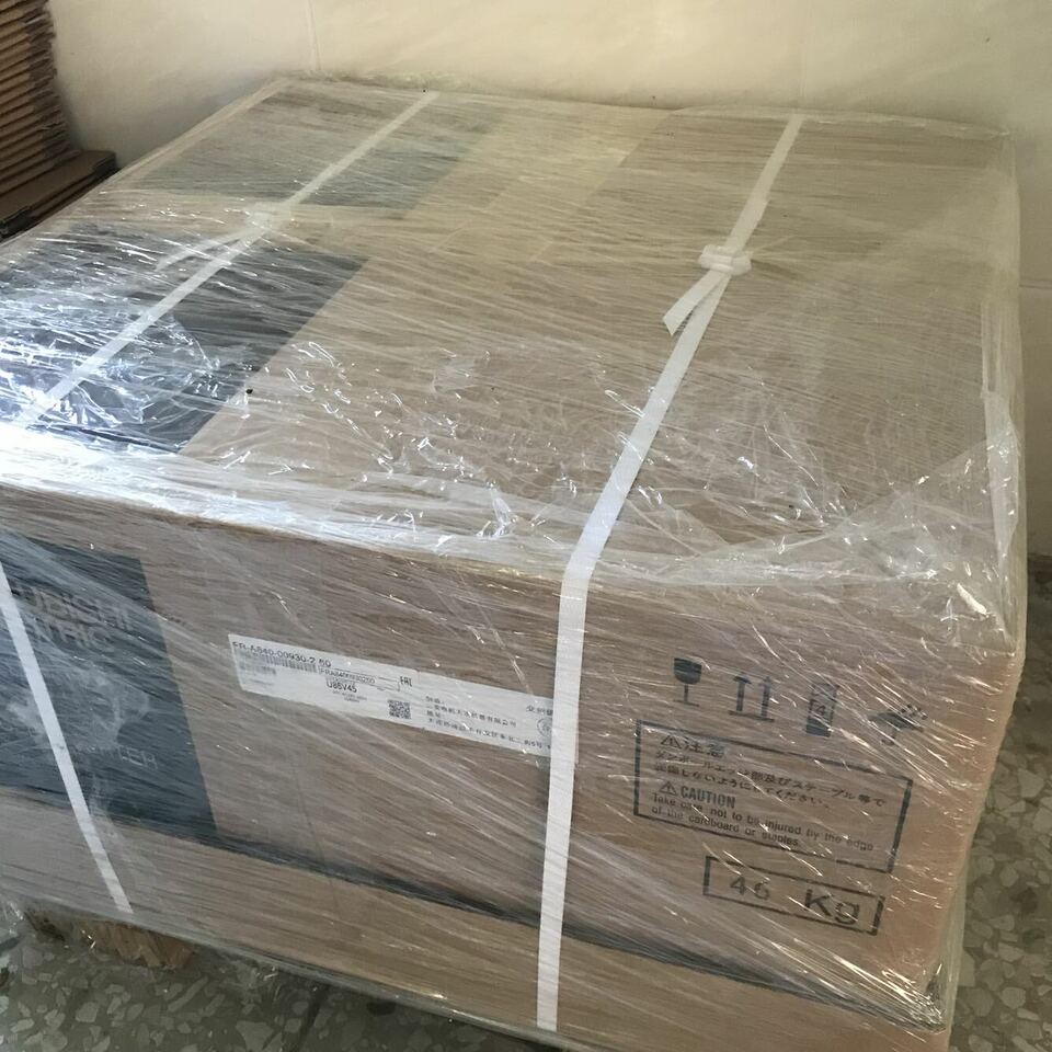 new 1PCS Mitsubishi FR-F840-03250-2-60 Inverter 90kw ping - MITSUBISHI
