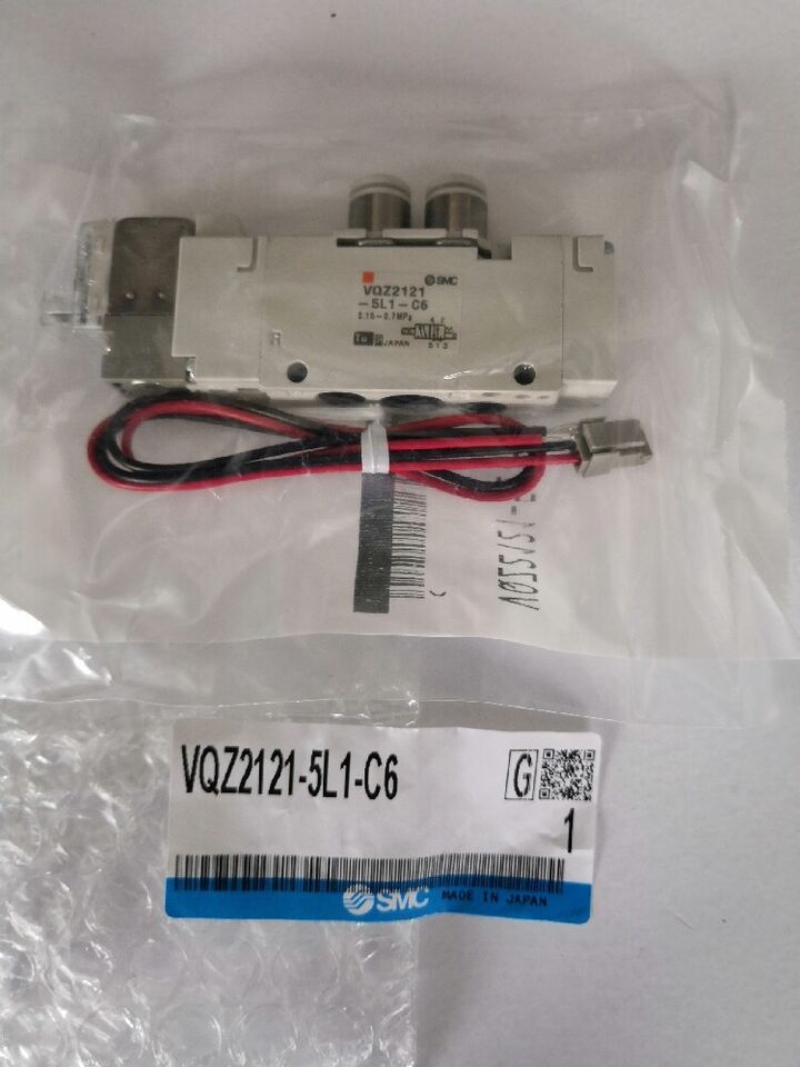 SMC VQZ2121-5L1-C6 Solenoid Valve, High-Pressure Industrial Application, Precise Flow Control, 1/2-Inch NPT, O-Ring Sealed - SMC
