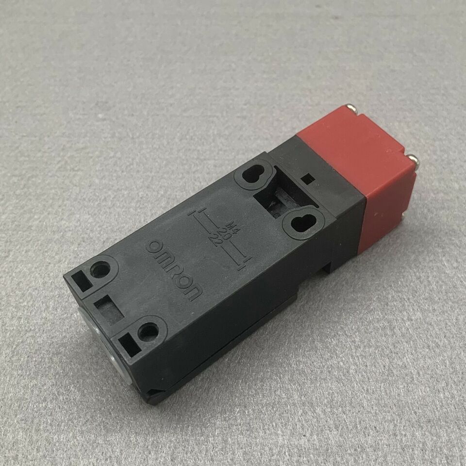 Omron D4NS-4AF Safety Interlock Door Switch - OMRON