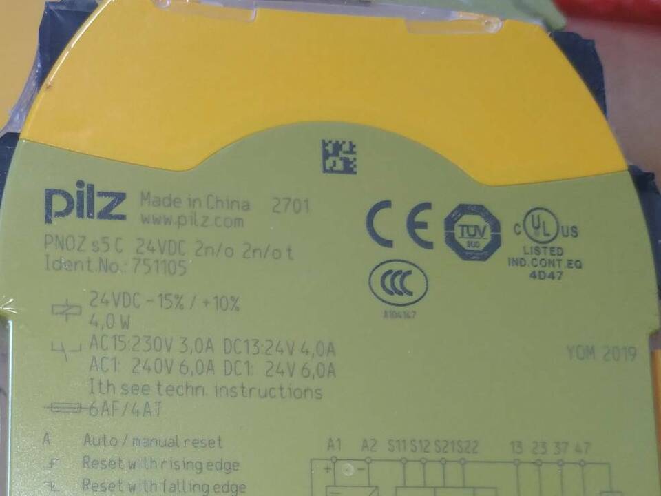 new 1PC PLIZ 751105 RELAY PNOZ s5 C 24VDC t ping - KOEED