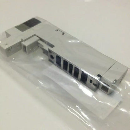 1PC SMC VQC2100N51 Solenoid Valve - SMC